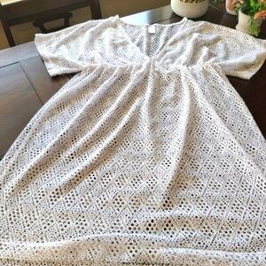 GEORGE COVER UP /NWOT/B2